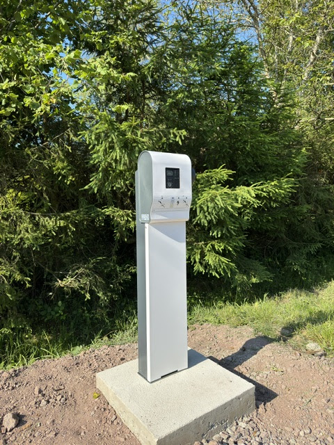 IMG_8094 | Chalet de l'Oseraie Mise en fonction d’une Borne Green’Up au Chalet de l’Oseraie Raon-l'Étape 0