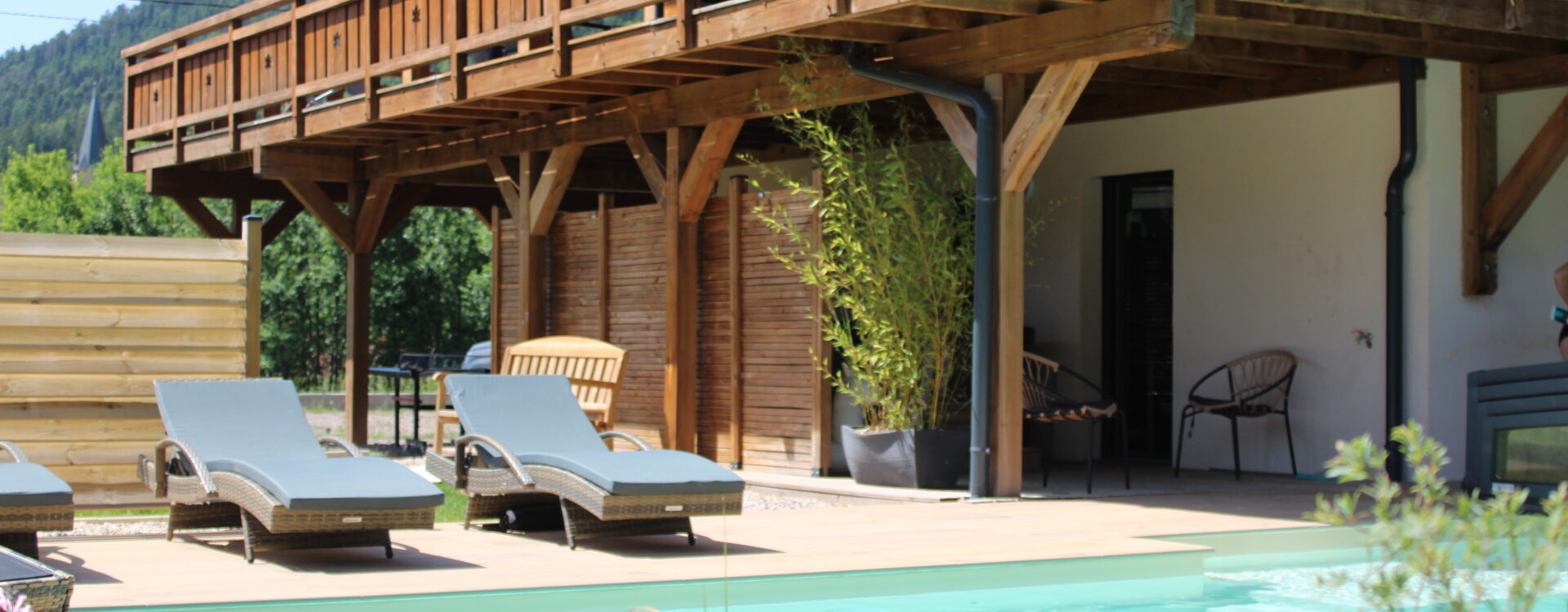 CHALET DE LOSERAIE PISCINE 14 1 1920X750 | Chalet de l'Oseraie Piscine chauffée dans les Vosges Ribeauville